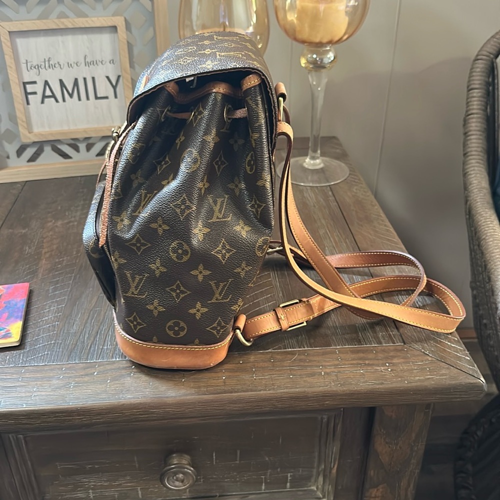 Louis Vuitton monogram montsouris mm bag only - Picture 6 of 17